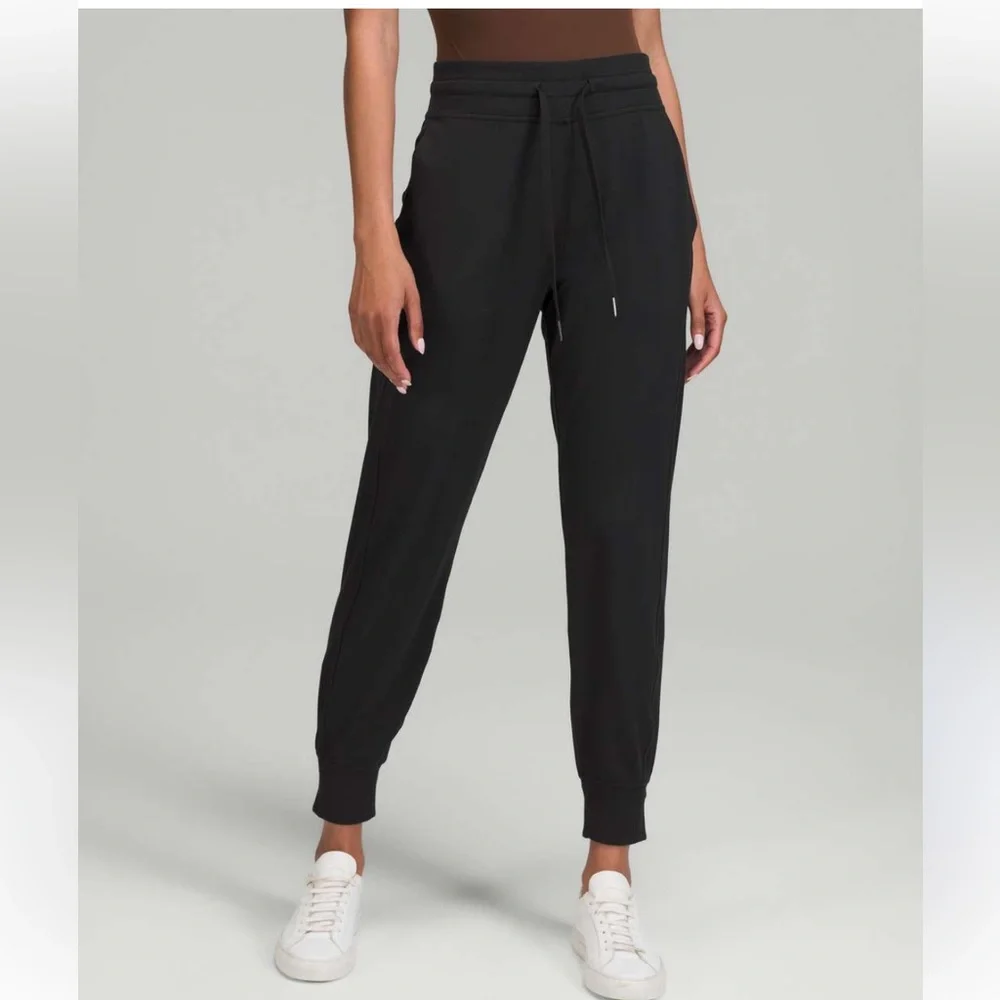 Lululemon / Ready to Rulu High-Rise Joggers Black size 2